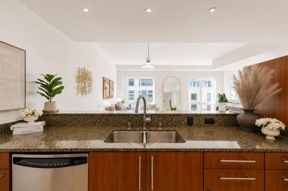 50 Lansing #110 San Francisco, CA 94105