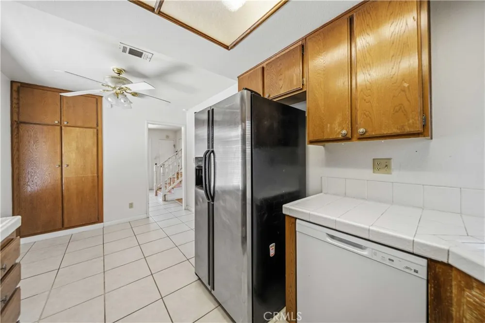 2817 Dartmouth Lancaster, CA 93536