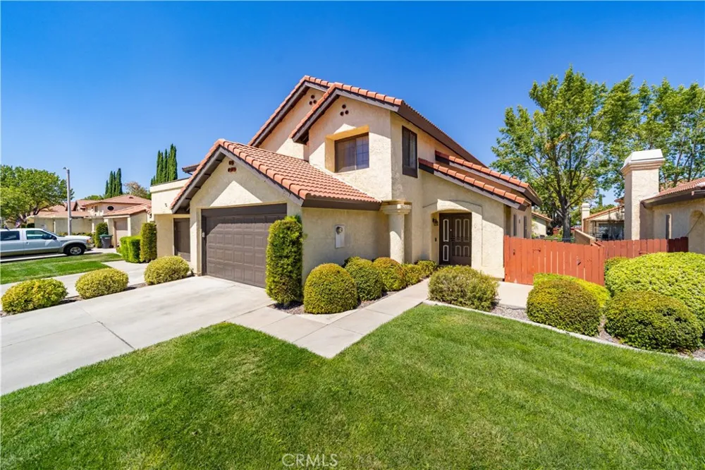 2817 Dartmouth Lancaster, CA 93536