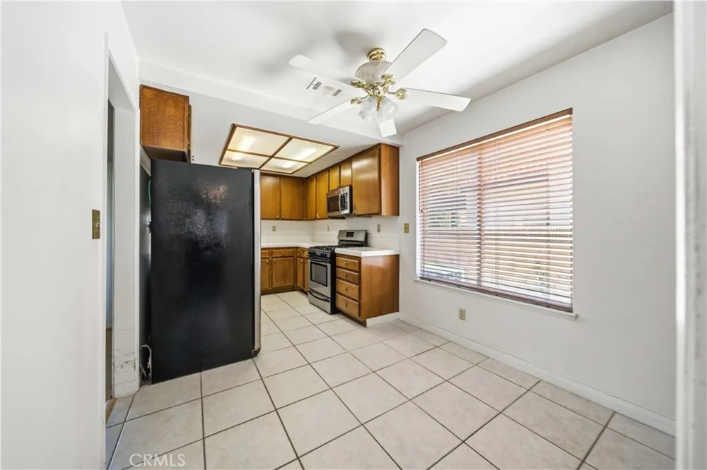 2817 Dartmouth Lancaster, CA 93536