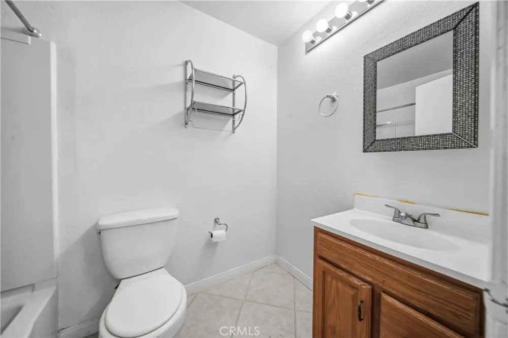 2817 Dartmouth Lancaster, CA 93536
