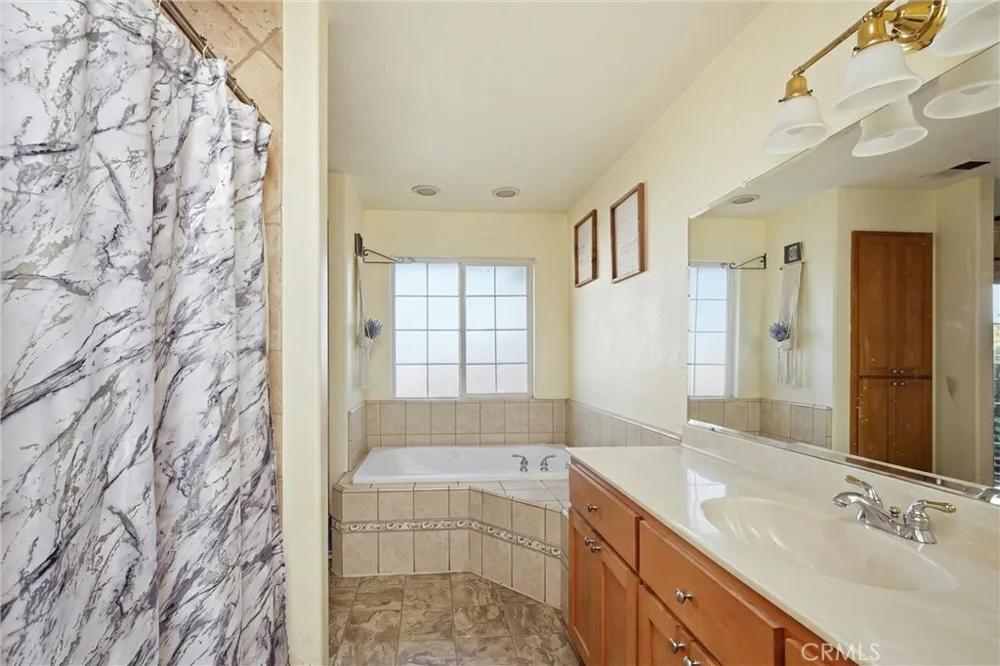 18159 Fishhook Court Hidden Valley Lake, CA 95467