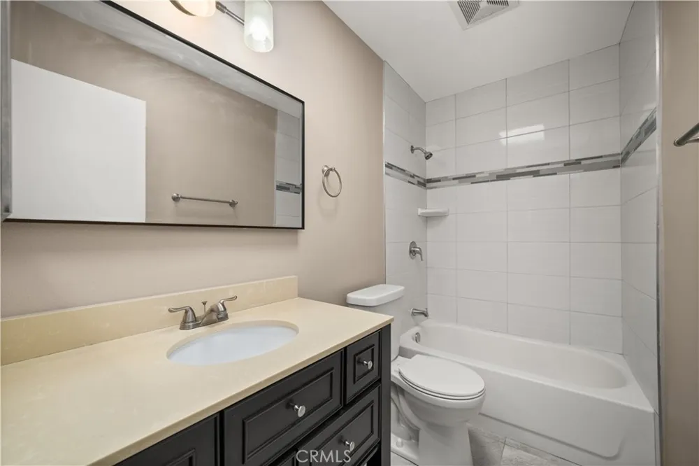 1766 Benedict Way Pomona, CA 91767