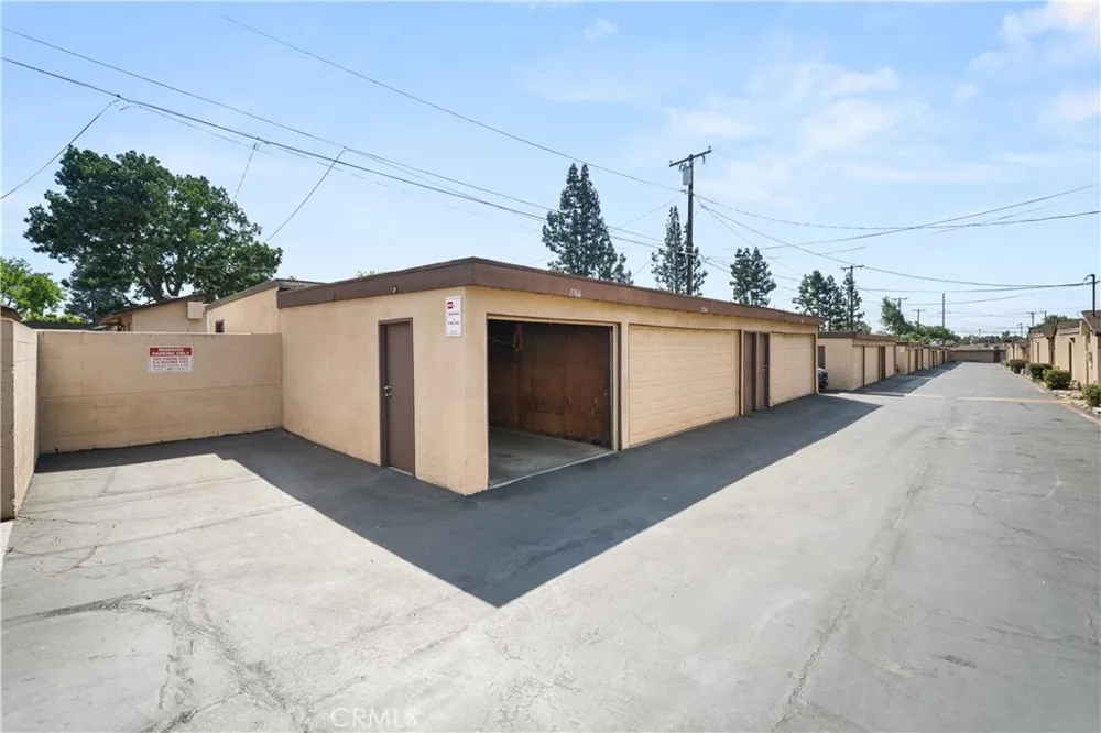 1766 Benedict Way Pomona, CA 91767