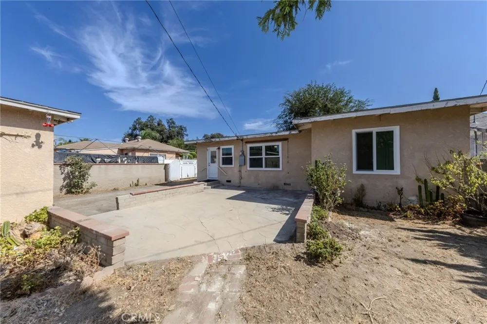 10318 Loch Lomond Whittier, CA 90606