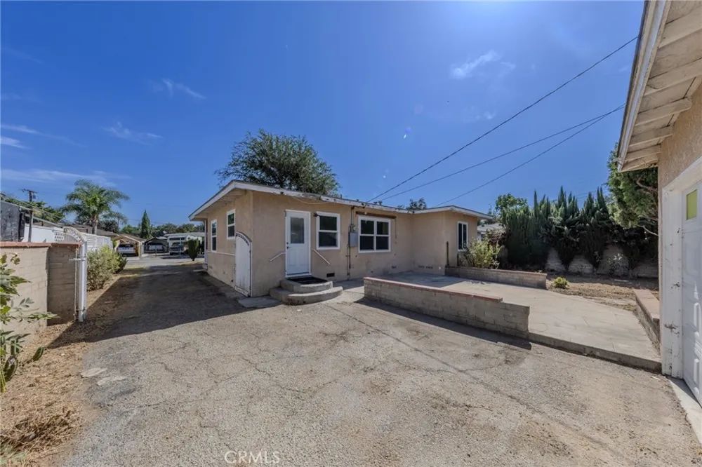 10318 Loch Lomond Whittier, CA 90606
