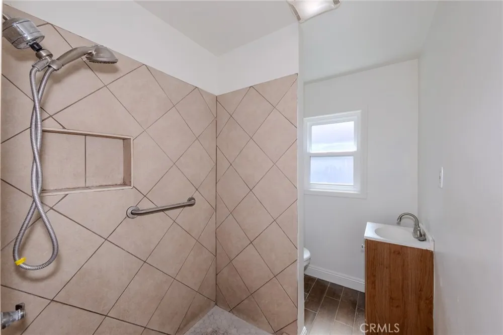 10318 Loch Lomond Whittier, CA 90606