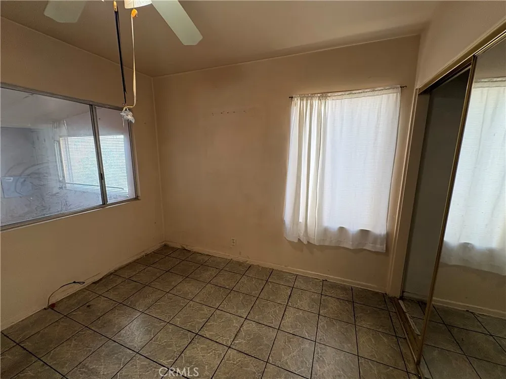 14023 Studebaker Rd Norwalk, CA 90650