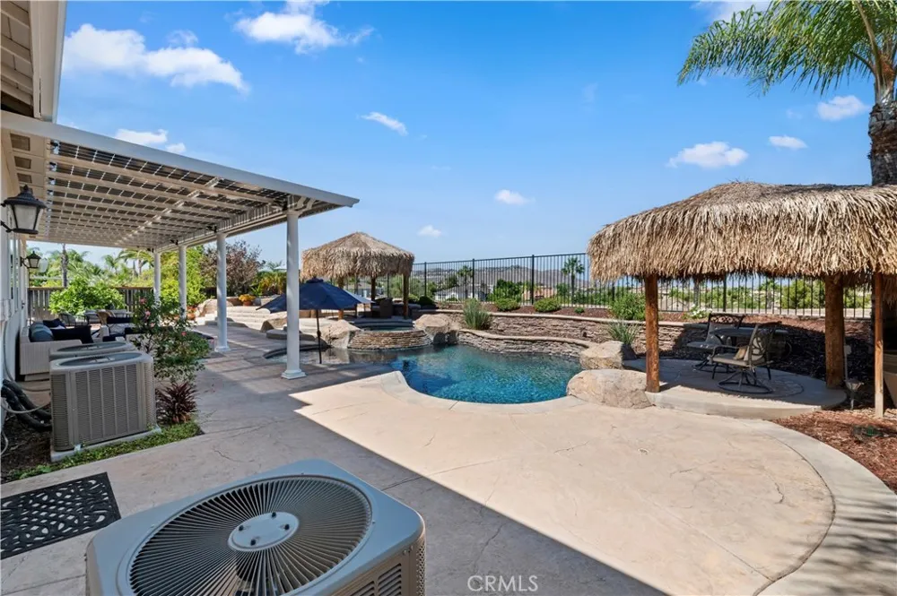 17307 Blue Ridge Court Riverside, CA 92503