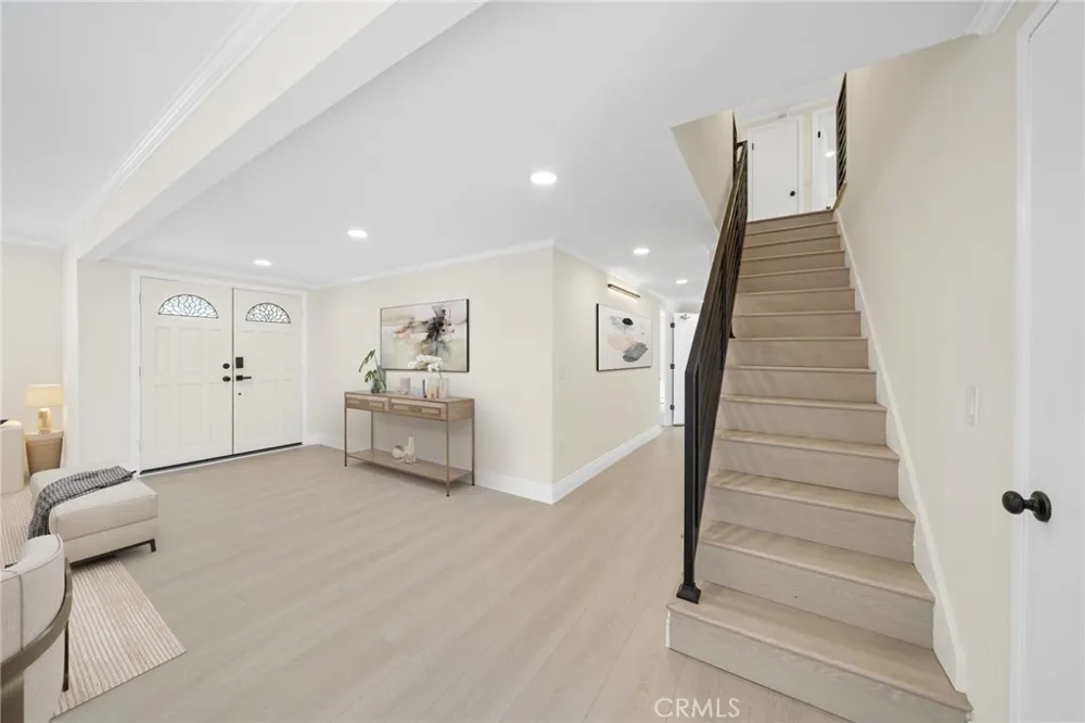 16401 mercier ln Huntington Beach, CA 92647