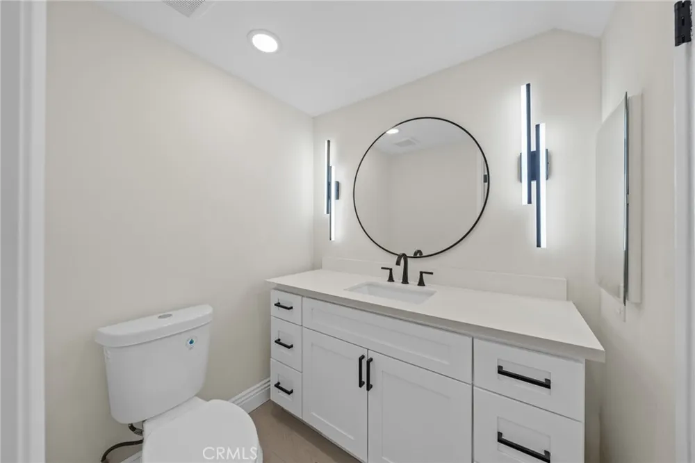 16401 mercier ln Huntington Beach, CA 92647