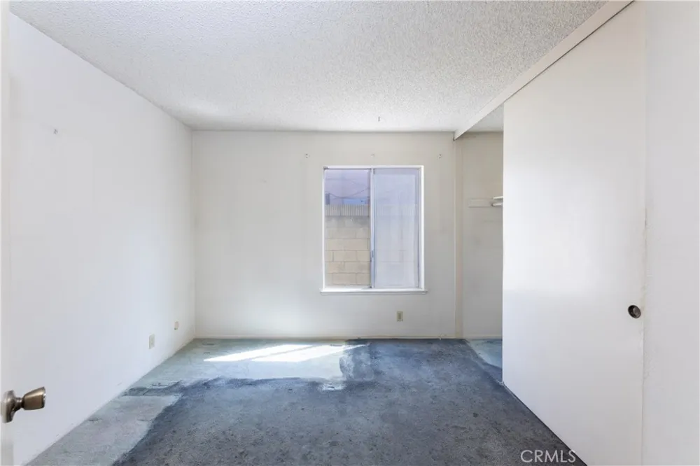 8005 Woodglen La Palma, CA 90623
