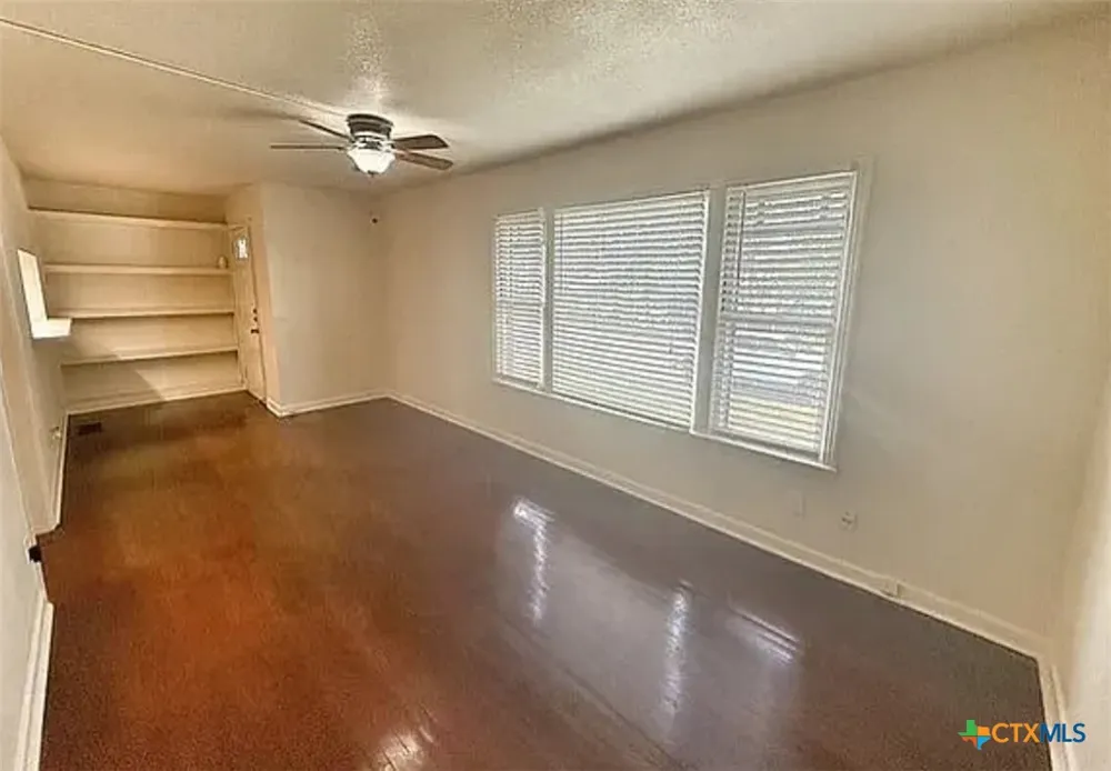 460 Comal Avenue New Braunfels, TX 78130