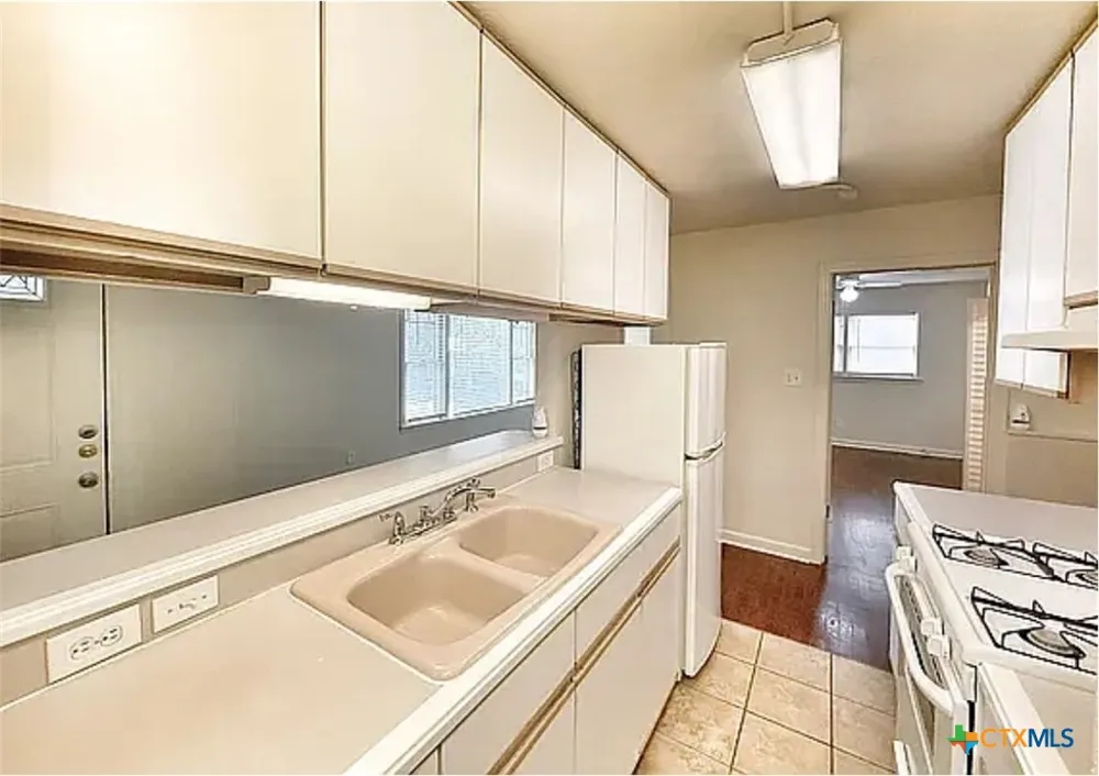 460 Comal Avenue New Braunfels, TX 78130