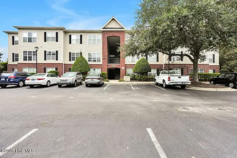 1505 Cadfel Court #Unit 207