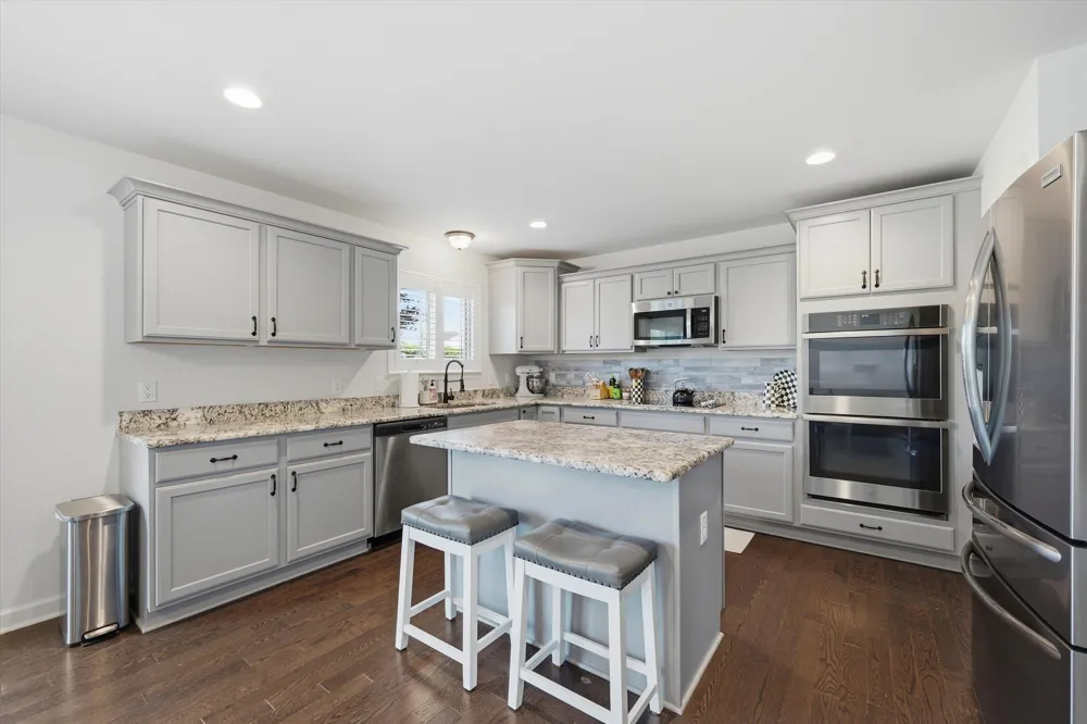 10282 High Meadow Saline, MI 48176