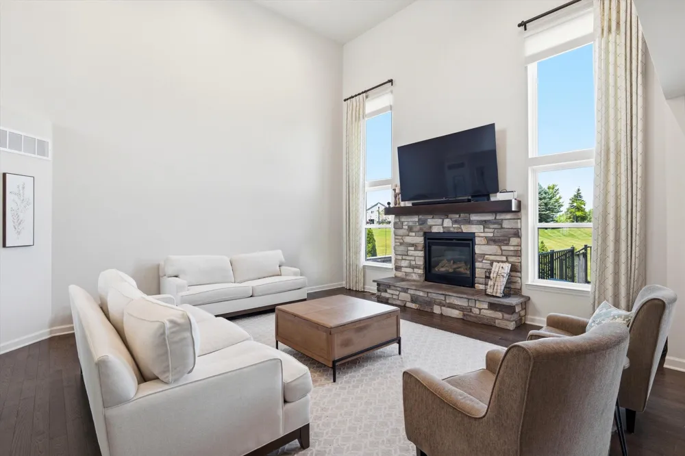 10282 High Meadow Saline, MI 48176