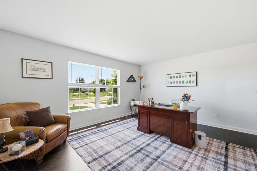 10282 High Meadow Saline, MI 48176