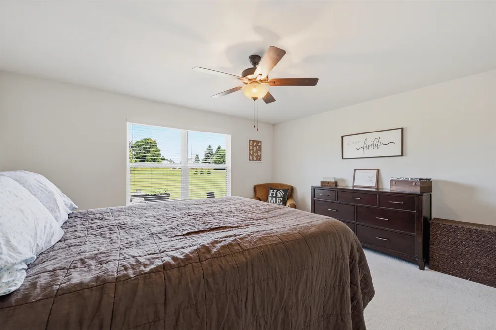 10282 High Meadow Saline, MI 48176