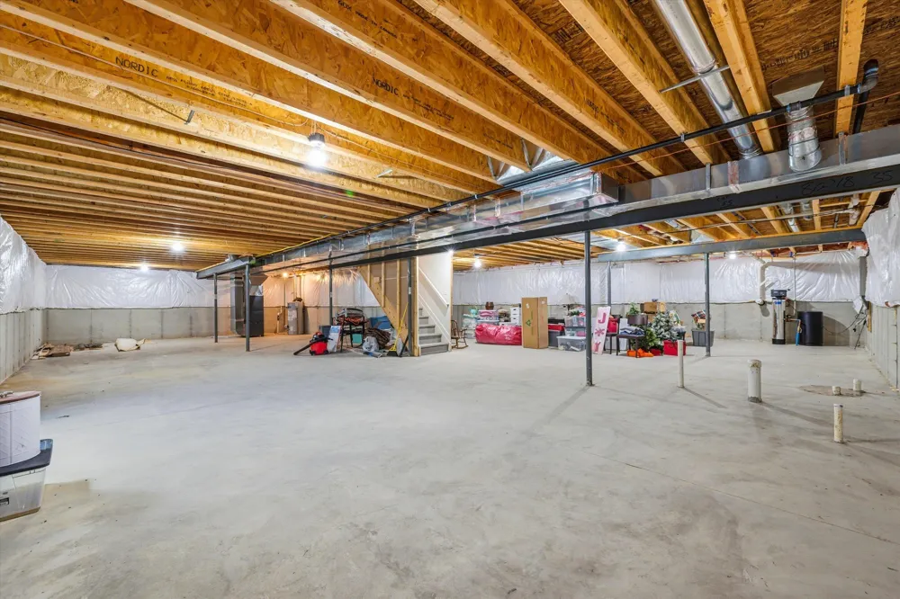 10282 High Meadow Saline, MI 48176