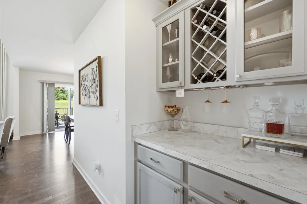 10282 High Meadow Saline, MI 48176