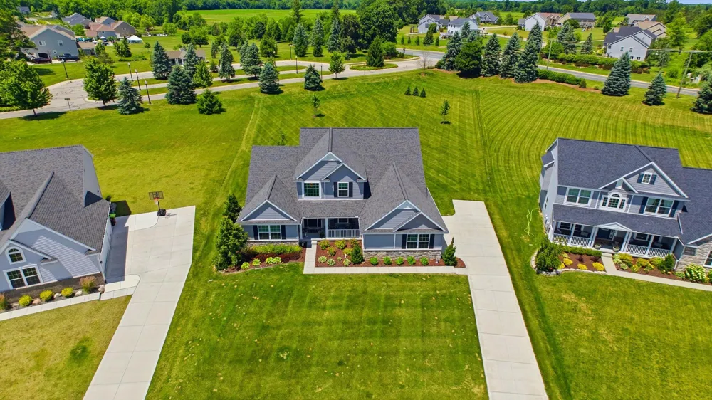 10282 High Meadow Saline, MI 48176
