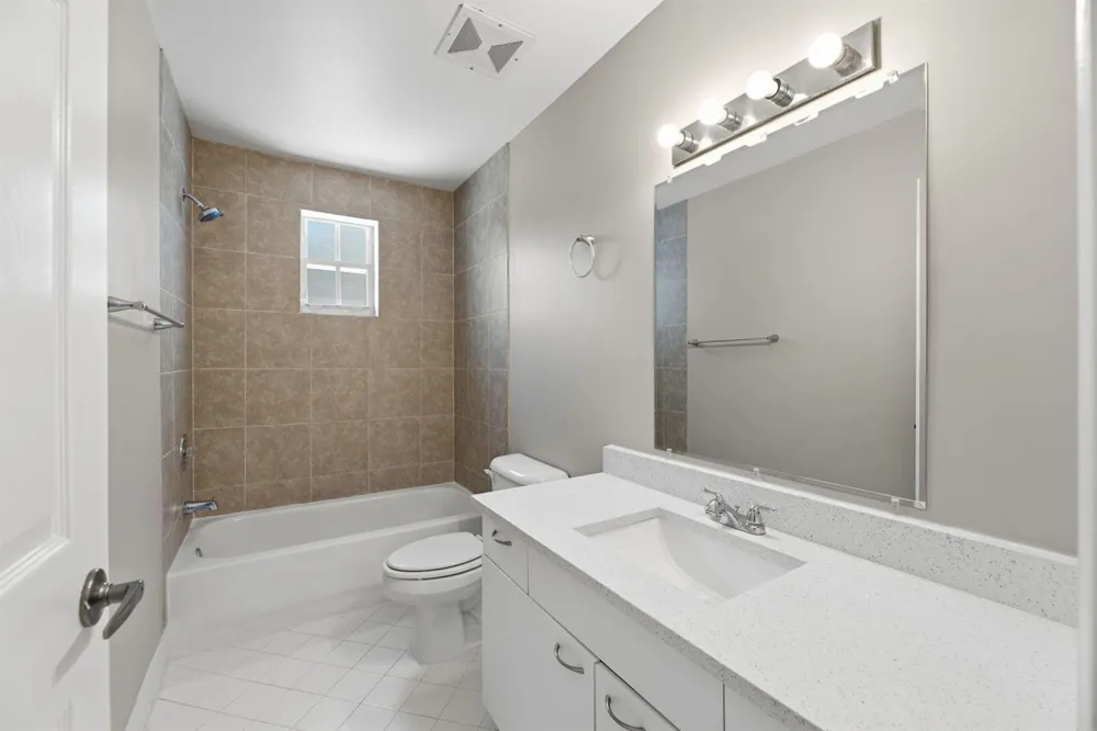 4745 NW 114th Drive Coral Springs, FL 33076