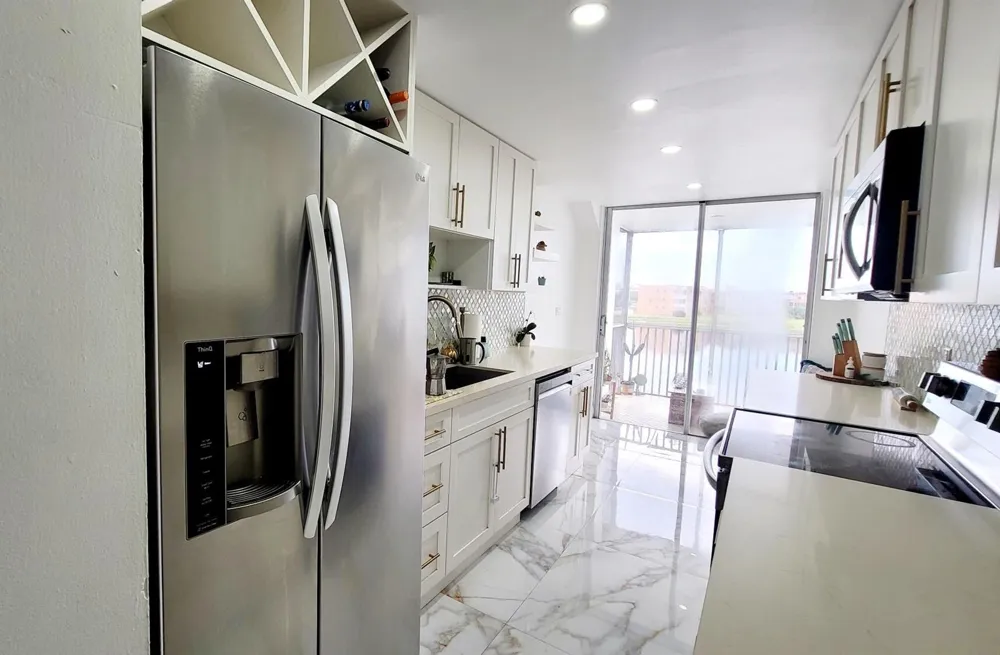 1660 NE 191ST STREET #308-1 Miami, FL 33179