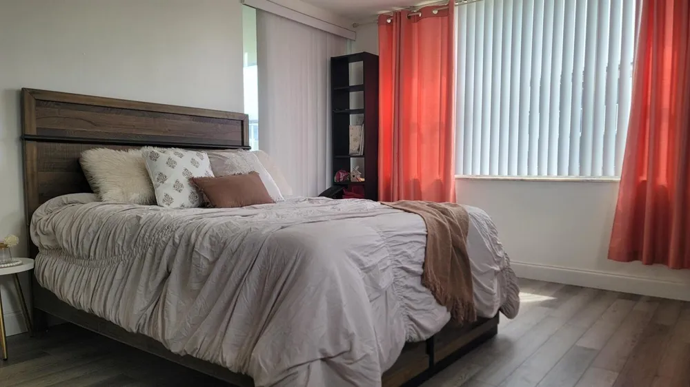 1660 NE 191ST STREET #308-1 Miami, FL 33179
