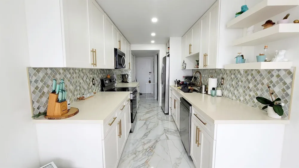 1660 NE 191ST STREET #308-1 Miami, FL 33179