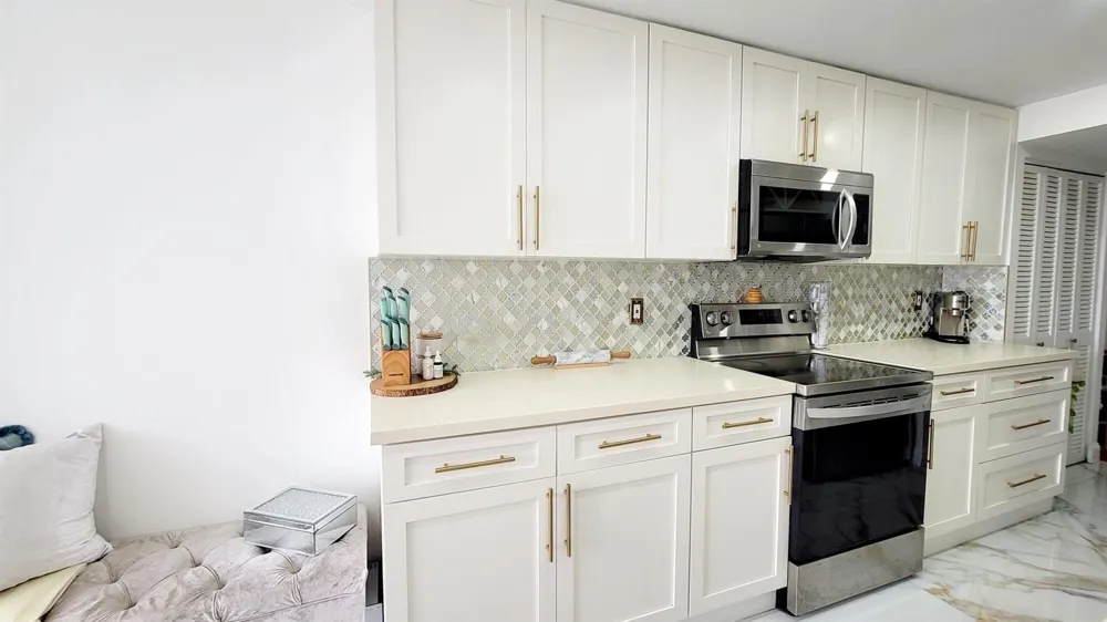 1660 NE 191ST STREET #308-1 Miami, FL 33179