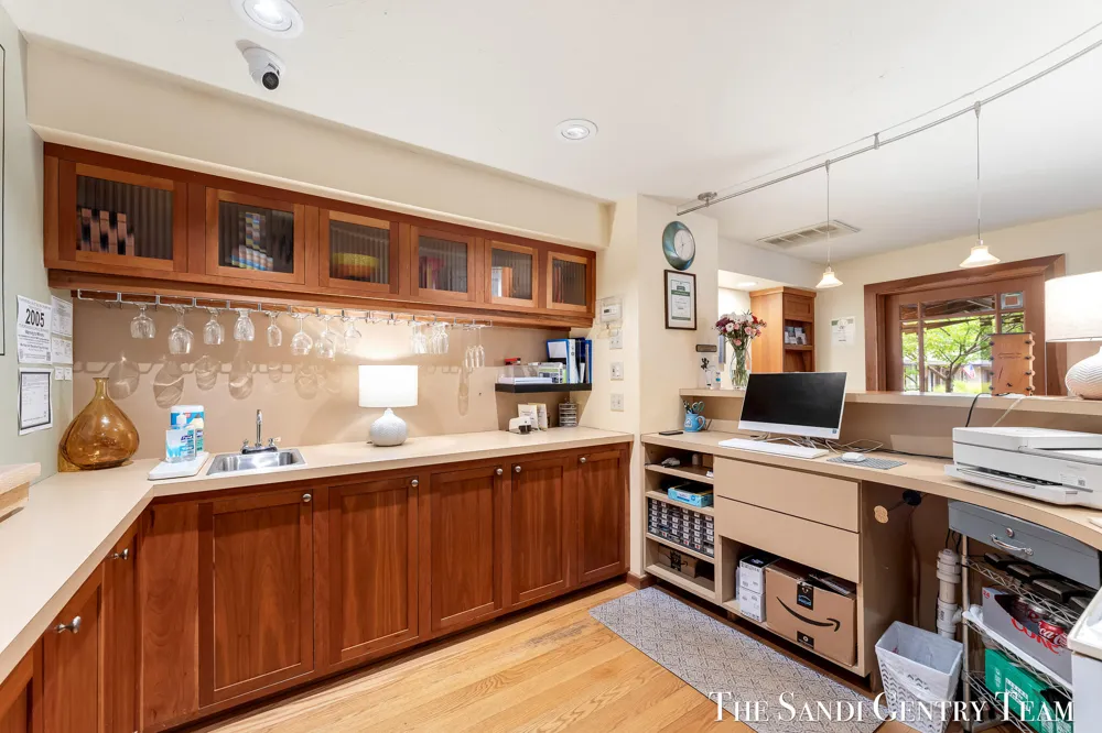 717 E Ludington Avenue Ludington City, MI 49431