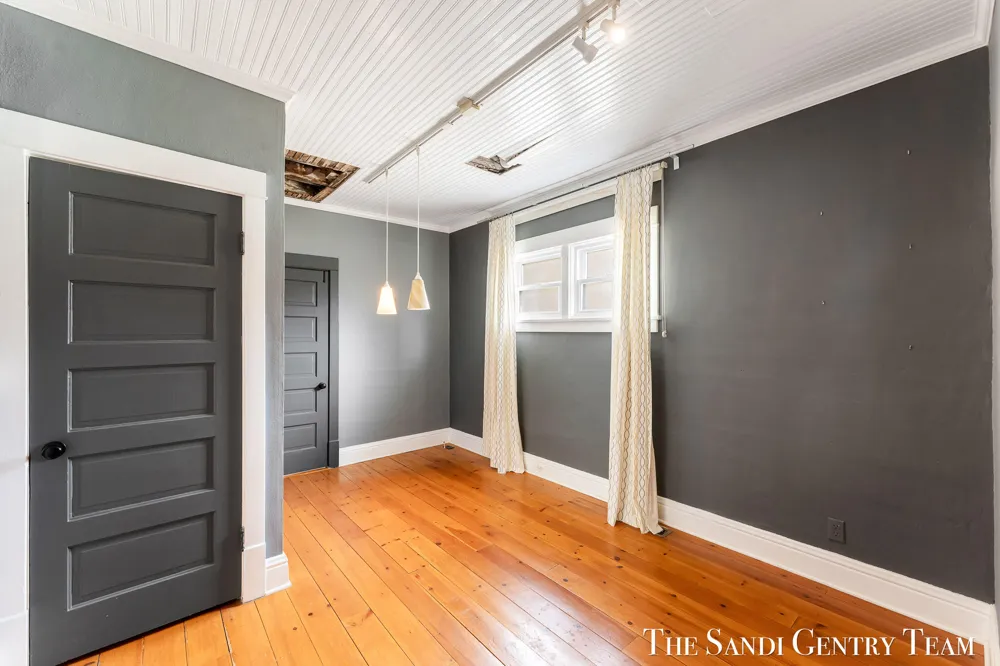717 E Ludington Avenue Ludington City, MI 49431