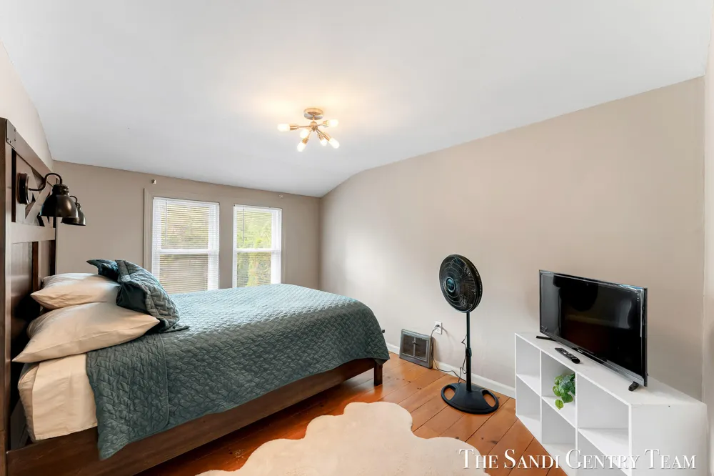 717 E Ludington Avenue Ludington City, MI 49431
