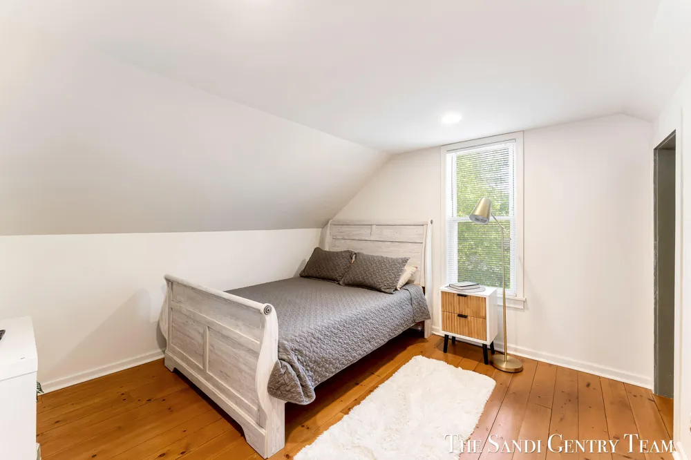 717 E Ludington Avenue Ludington City, MI 49431