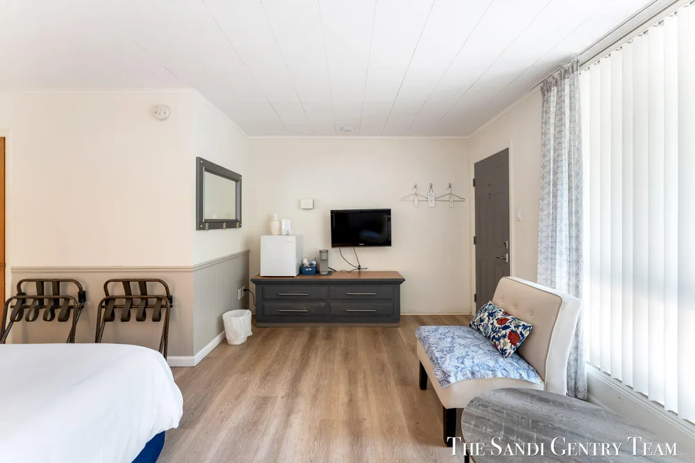 717 E Ludington Avenue Ludington City, MI 49431