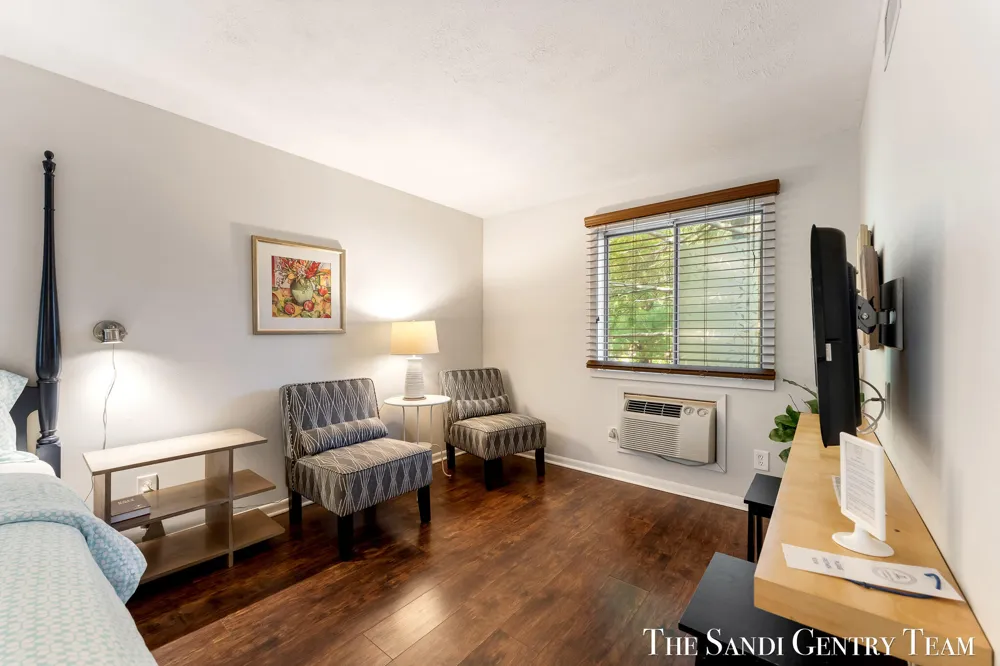 717 E Ludington Avenue Ludington City, MI 49431