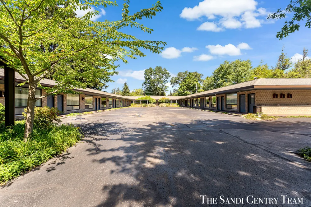 717 E Ludington Avenue Ludington City, MI 49431