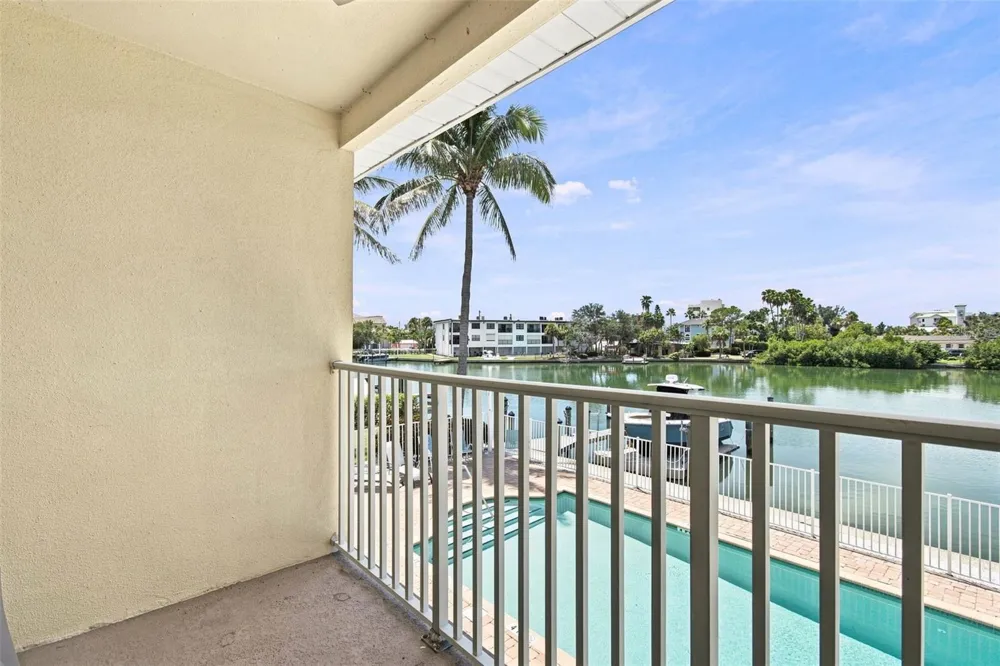 12100 CAPRI CIRCLE S #204 Treasure Island, FL 33706