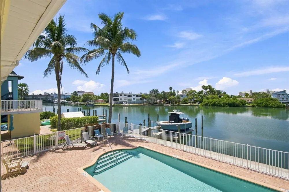 12100 CAPRI CIRCLE S #204 Treasure Island, FL 33706