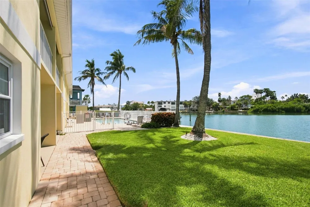 12100 CAPRI CIRCLE S #204 Treasure Island, FL 33706