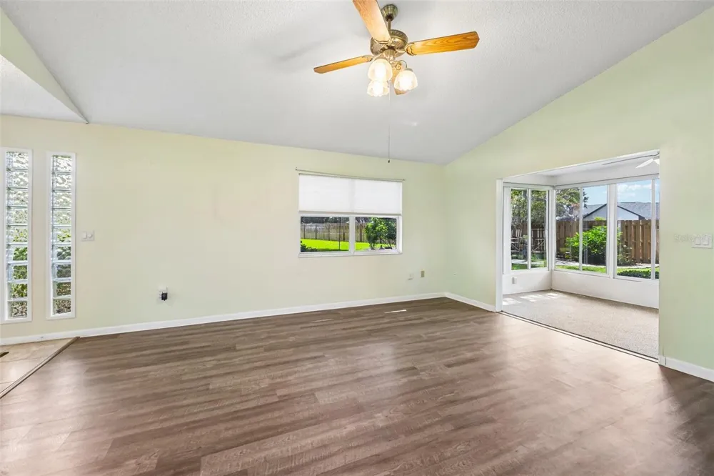 1607 SELKIRK DRIVE Leesburg, FL 34788