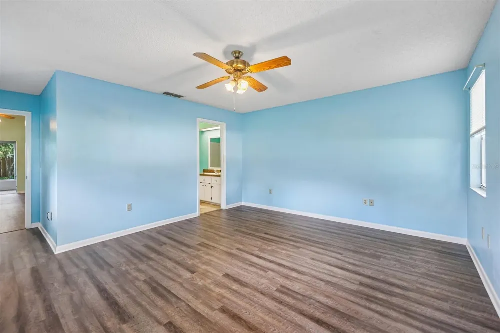 1607 SELKIRK DRIVE Leesburg, FL 34788