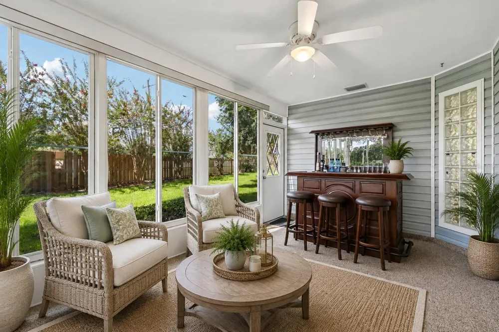 1607 SELKIRK DRIVE Leesburg, FL 34788