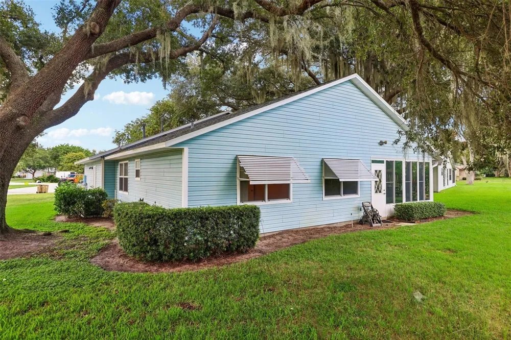 1607 SELKIRK DRIVE Leesburg, FL 34788