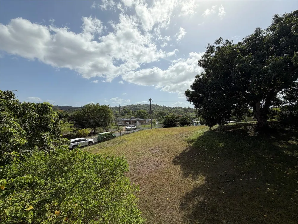 CARR 175 Km 12.8 BO. LAS CUEVAS Trujillo Alto, PR 00976