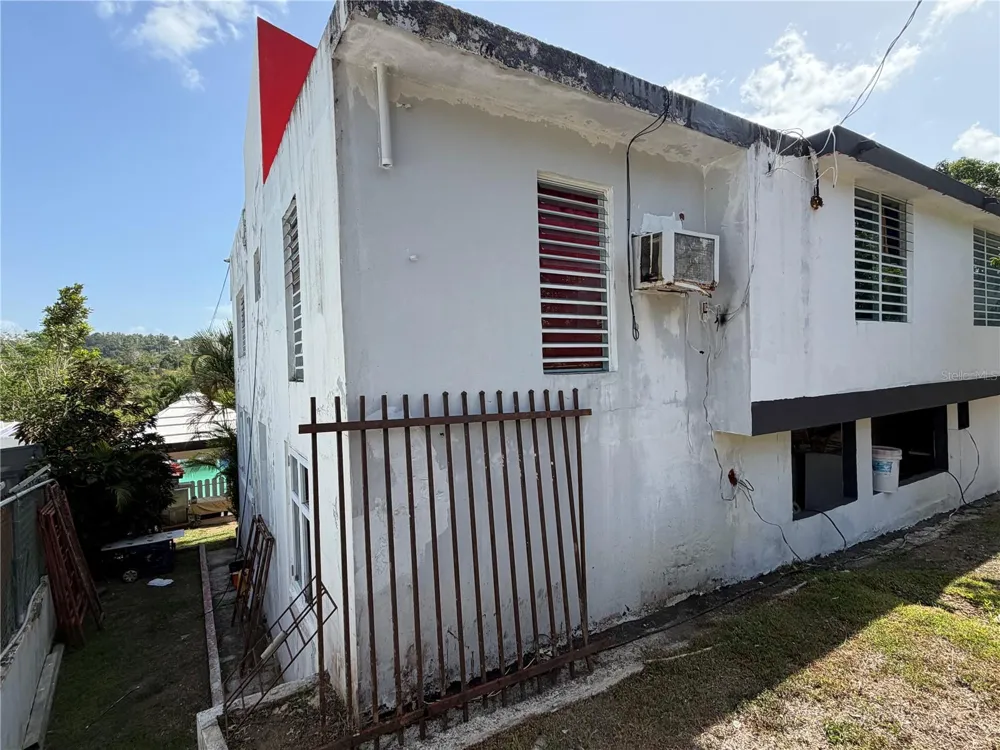 CARR 175 Km 12.8 BO. LAS CUEVAS Trujillo Alto, PR 00976