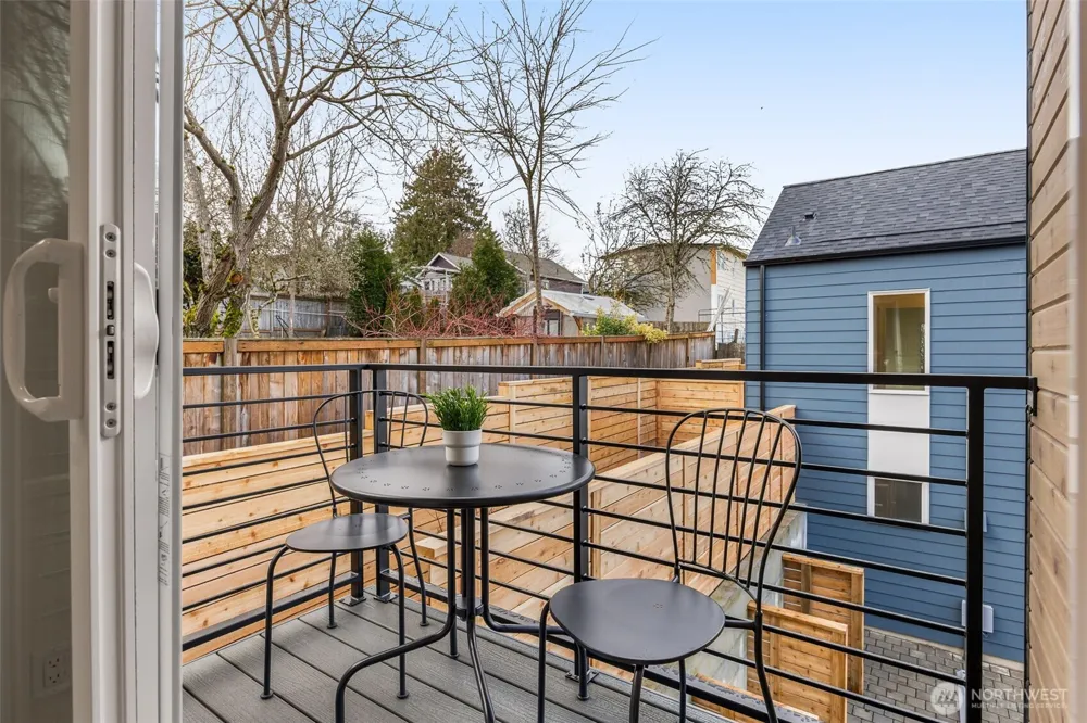 3920 B S Juneau Street Seattle, WA 98118