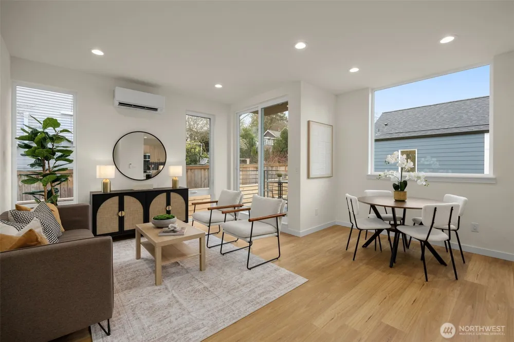 3920 B S Juneau Street Seattle, WA 98118