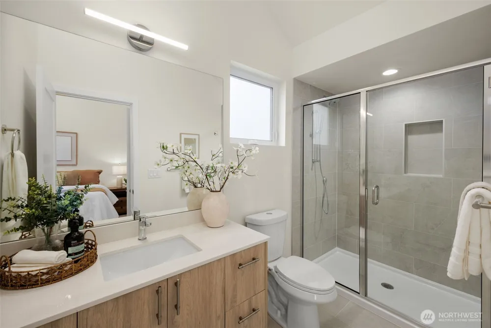3920 B S Juneau Street Seattle, WA 98118